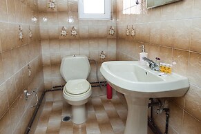 Spacious New apt w View in Agia Varvara