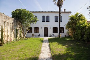 Maison et table d'hôtes le Camélia Blanc