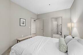 Furnished Apartments in Decatur Square