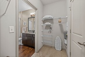 Furnished Apartments in Decatur Square
