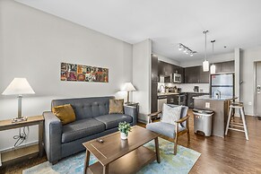 Furnished Apartments in Decatur Square