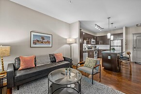 Furnished Apartments in Decatur Square