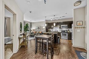 Furnished Apartments in Decatur Square