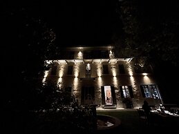 VILLA CHIOVENDA Residenza d'Epoca