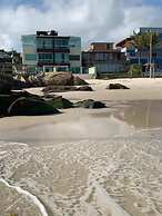 Triplex Pé na Areia - Bombinhas