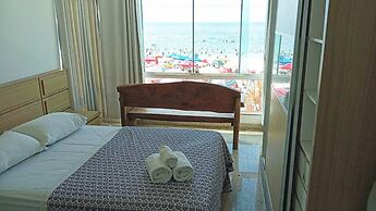 Triplex Pé na Areia - Bombinhas