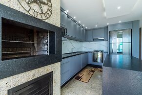 Triplex Pé na Areia - Bombinhas