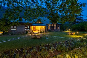 Amã Stays & Trails Ramgarh Heritage Villa , Manali