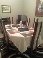 Derick's Inn