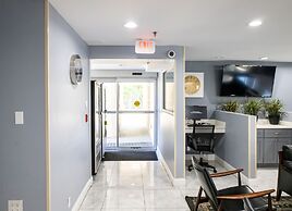 Days Inn By Wyndham College Park Atlanta Airport South