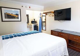 Days Inn By Wyndham College Park Atlanta Airport South