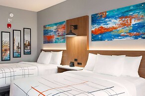 La Quinta Inn & Suites By Wyndham Mount Laurel / Moorestown