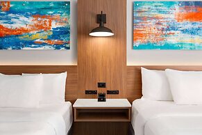 La Quinta Inn & Suites By Wyndham Mount Laurel / Moorestown