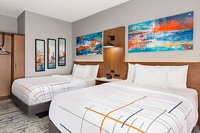 La Quinta Inn & Suites By Wyndham Mount Laurel / Moorestown