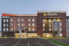 La Quinta Inn & Suites By Wyndham Mount Laurel / Moorestown