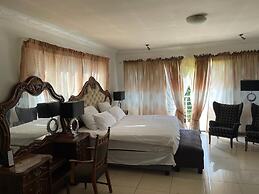 Remarkable 5-bed House in Springs & Nigel