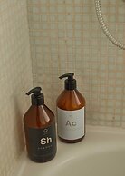 Charming 1 bedroom Apartment II