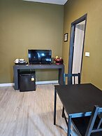 The Lantern Suites