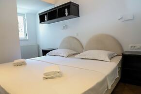 Penthouse with a Sea View