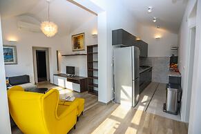 Penthouse with a Sea View