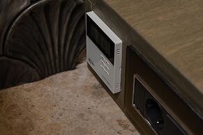 Naxos Rhyton-Adults Only