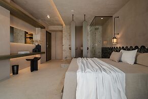 Naxos Rhyton-Adults Only