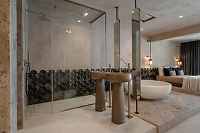 Naxos Rhyton-Adults Only