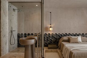 Naxos Rhyton-Adults Only