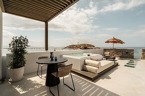 Naxos Rhyton-Adults Only