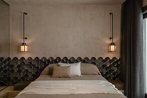 Naxos Rhyton-Adults Only