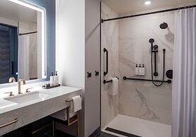 Tempo By Hilton Nashville Downtown