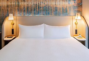 Tempo By Hilton Nashville Downtown