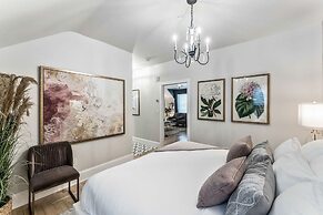 The Inn on Officers Garden