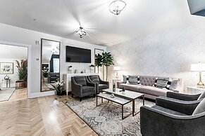 The Inn on Officers Garden