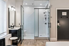 The Inn on Officers Garden