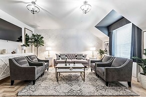 The Inn on Officers Garden