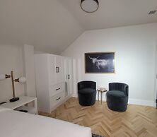 The Inn on Officers Garden