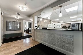 The Inn on Officers Garden