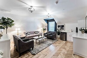 The Inn on Officers Garden