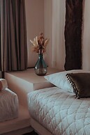NIKEN BEACHFRONT HOTEL