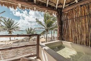 NIKEN BEACHFRONT HOTEL