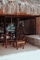 NIKEN BEACHFRONT HOTEL