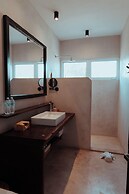 NIKEN BEACHFRONT HOTEL
