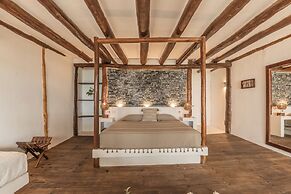 NIKEN BEACHFRONT HOTEL