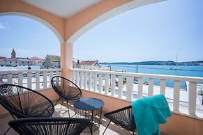 Sea you soon by the beach 2bedroom suite