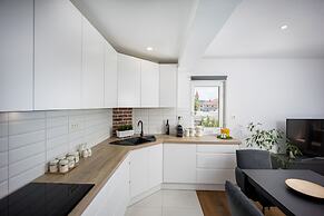 Sea you soon by the beach 2bedroom suite