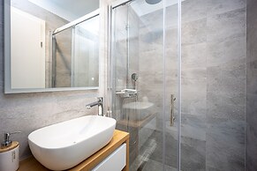 Sea you soon by the beach 2bedroom suite