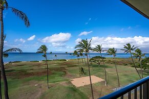 Elegant Penthouse Oceanfront Vistas