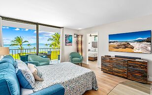 Elegant Penthouse Oceanfront Vistas