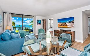 Elegant Penthouse Oceanfront Vistas